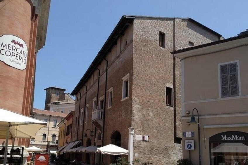 Andrea Costa square 4