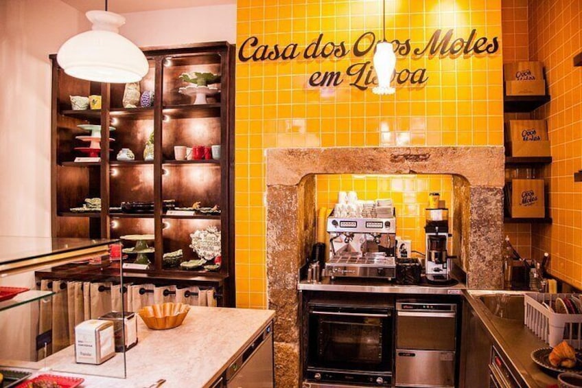 Pastel de Nata Cooking Class in a Lisbon Pastry Shop 5