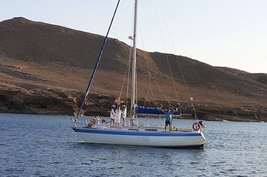 Full Day Sailing Yacht Trip in Menorca 4