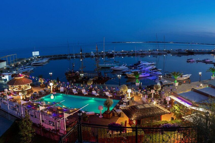Scenic Private Tour in Sveti-Vlas for Lovebirds 5