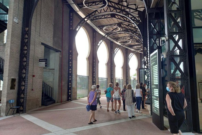 Galleria with moorish style 5