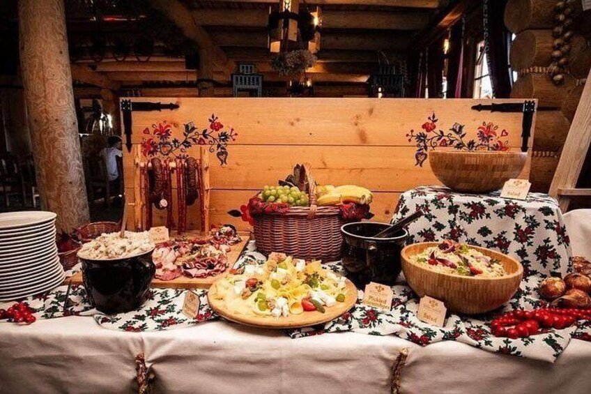 Polish Folk Show and Dinner From Krakow 3