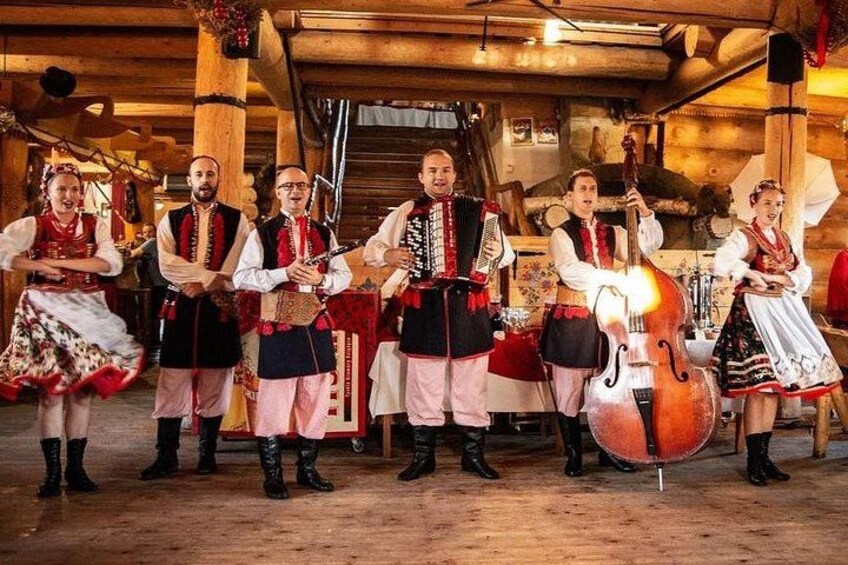 Polish Folk Show and Dinner From Krakow 5