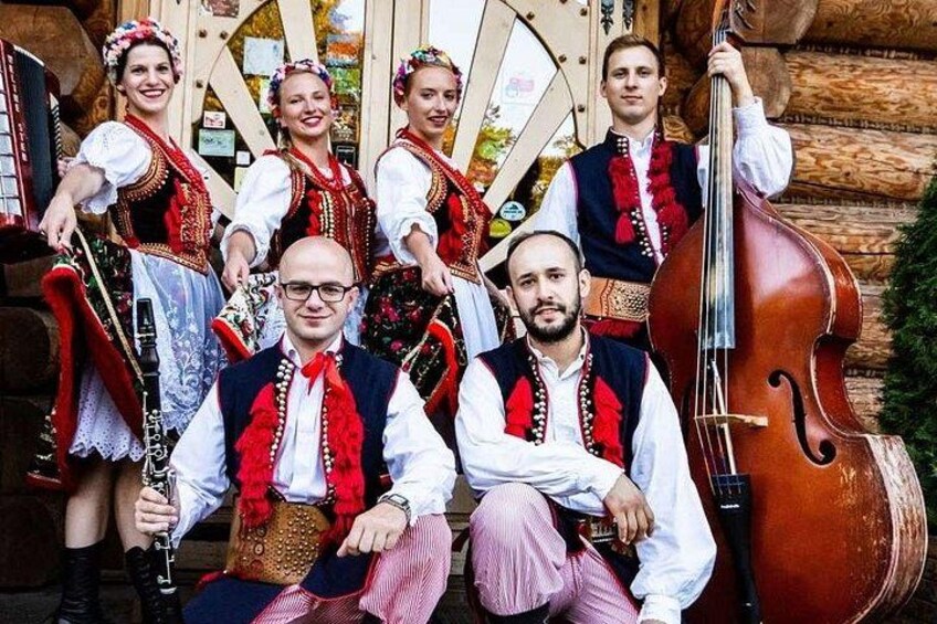 Polish Folk Show and Dinner From Krakow 4