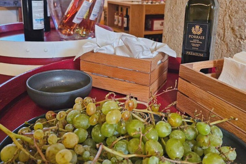 Tavira Tuk Tuk Tour: Historic Center & Wine Tasting 2