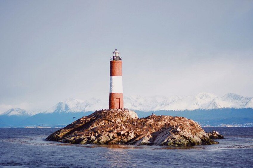 Sailing Ushuaia Beagle Channel in a yatch 2