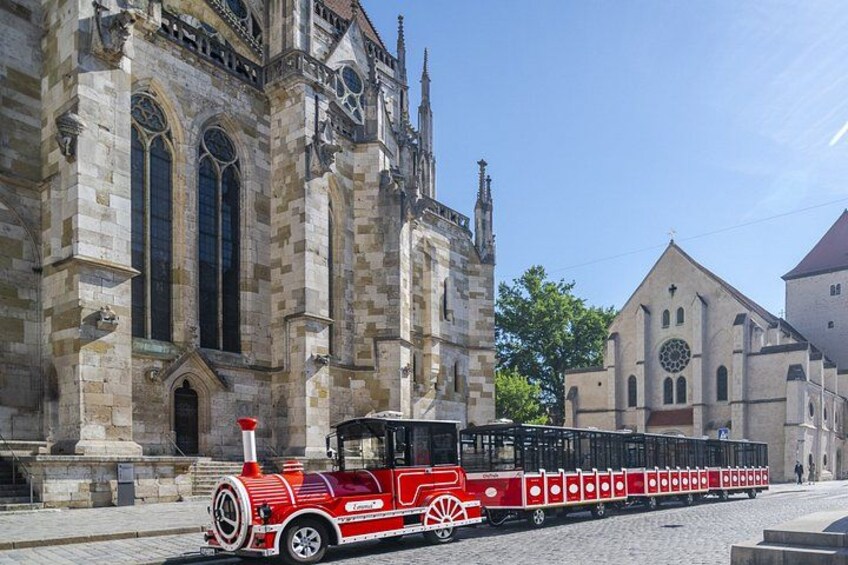 City tour through Regensburg with the little train 1