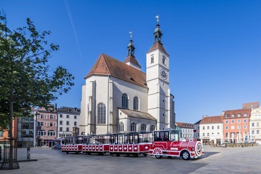 City tour through Regensburg with the little train 3