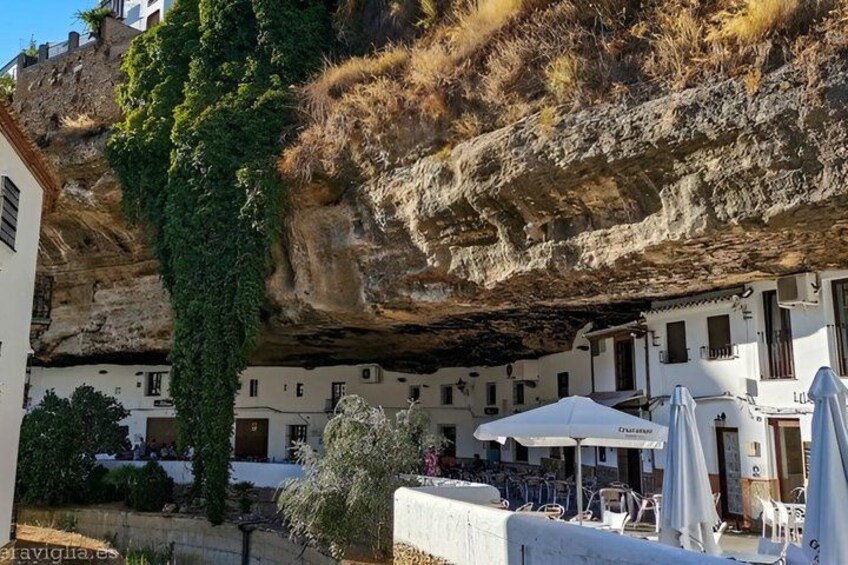 Ronda and Setenil: Guided Tour with Transportation from Costa del Sol 2