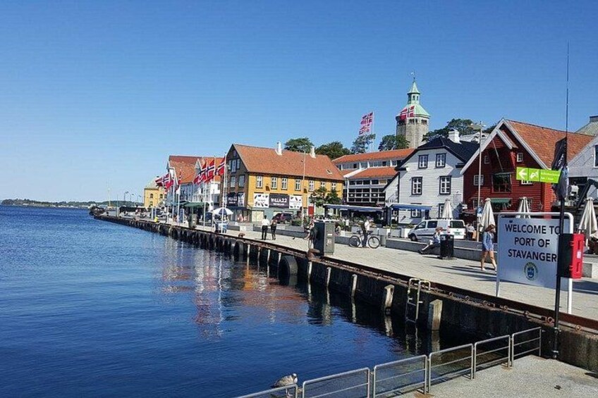 Swords in Rock monument and Stavanger highlights private tour 3