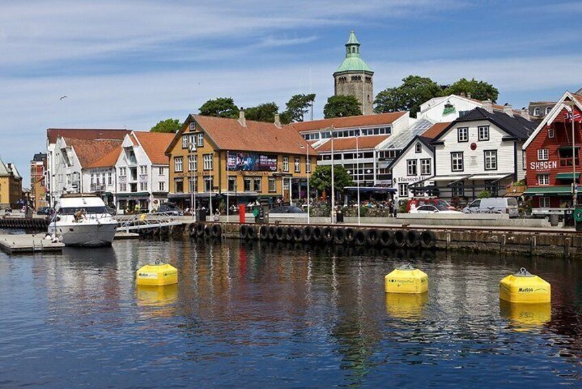 Swords in Rock monument and Stavanger highlights private tour