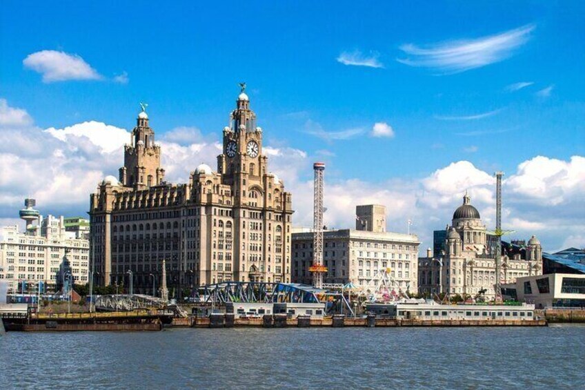 Discover Liverpool – Private Walking Tour for Couples