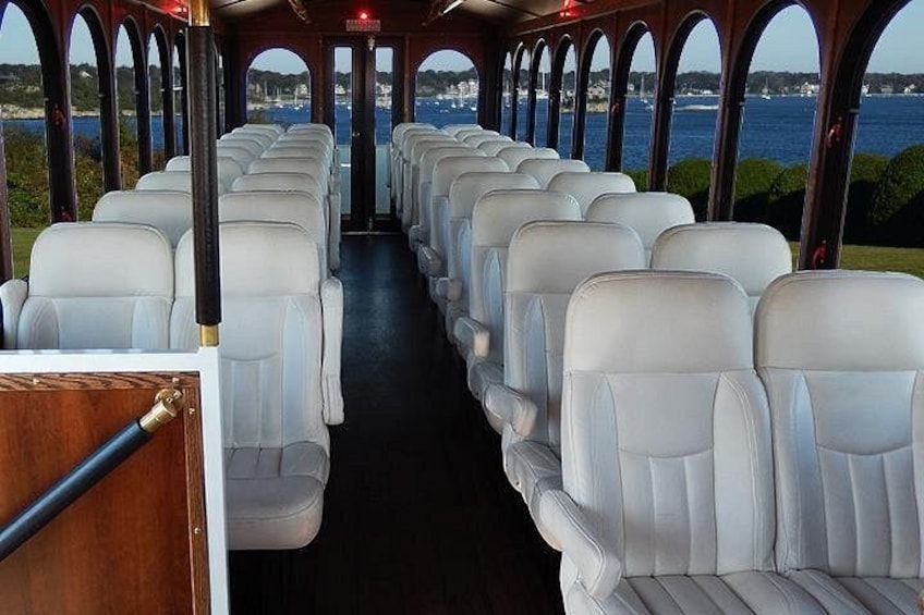 Newport Trolley Tour in luxury and comfort 2