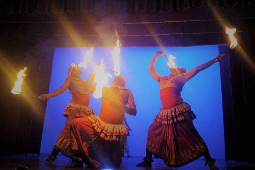 Cultural Dancing, Sri Lanka 3