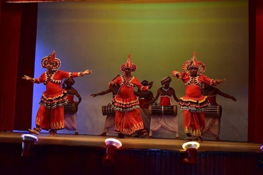 Cultural Dancing, Sri Lanka 4
