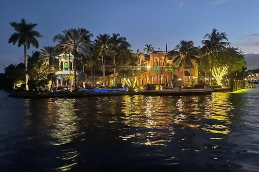 Evening Boat Cruise through Downtown Ft. Lauderdale 1