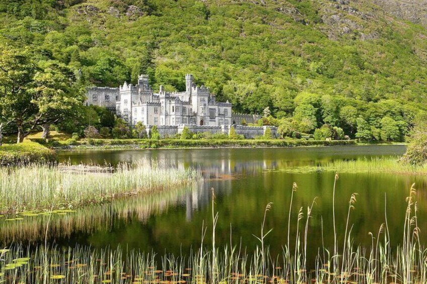 Castles of Connemara tour departing from Galway City. Private guided. Full day.