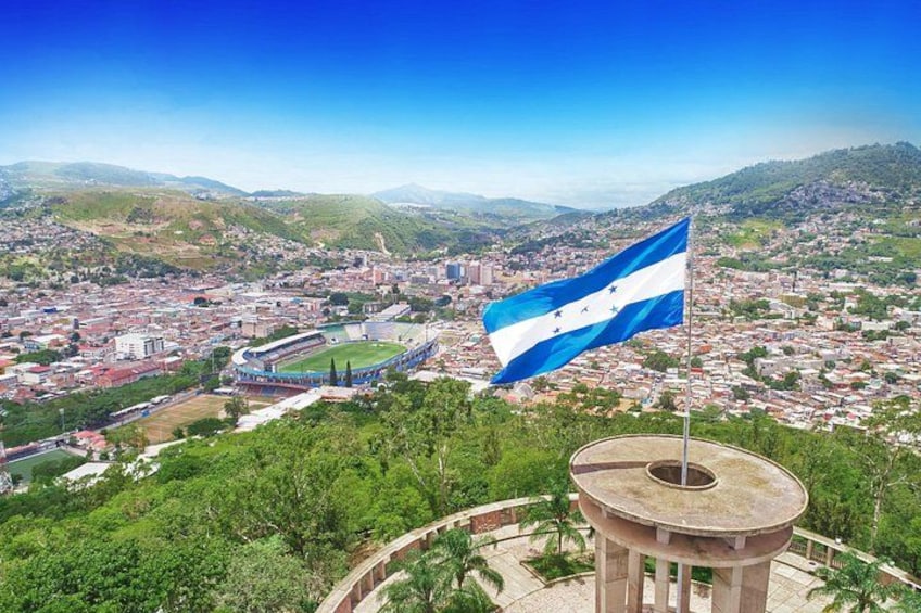 Romantic tour in Tegucigalpa 3