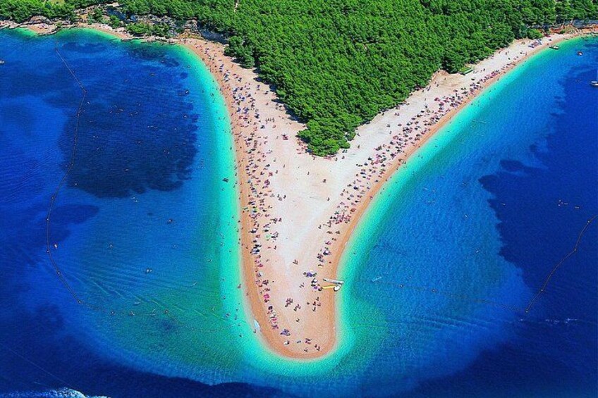 Private 4 islands tour (Golden Horn, Hvar, Pakleni islands, Šolta) 1