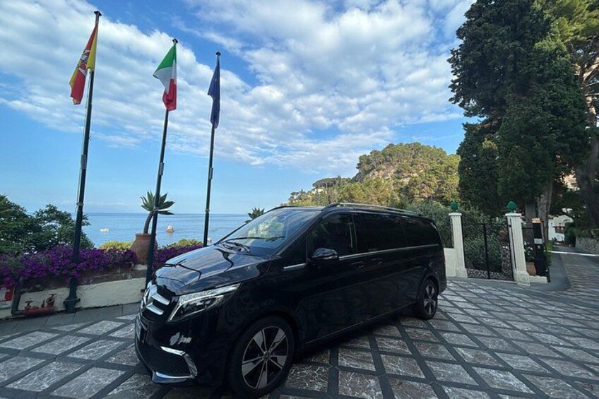 Taormina to Palermo with private mercedes van(stop in Cefalù) 4