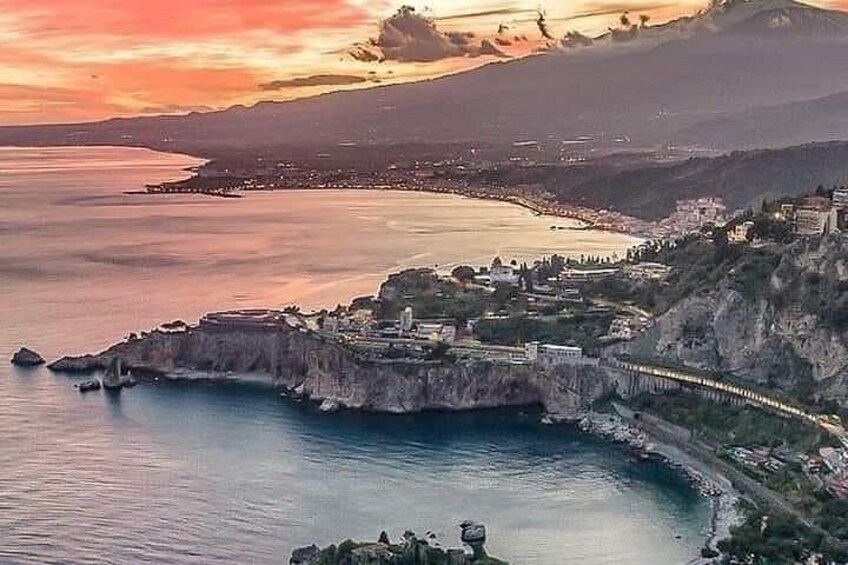 Taormina to Palermo with private mercedes van(stop in Cefalù) 5