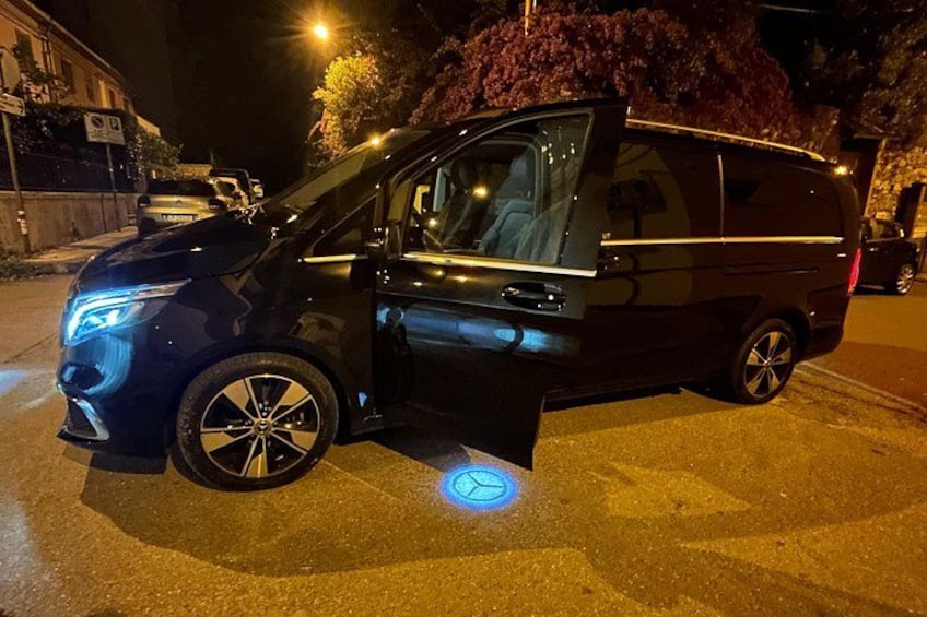Taormina to Palermo with private mercedes van(stop in Cefalù) 2