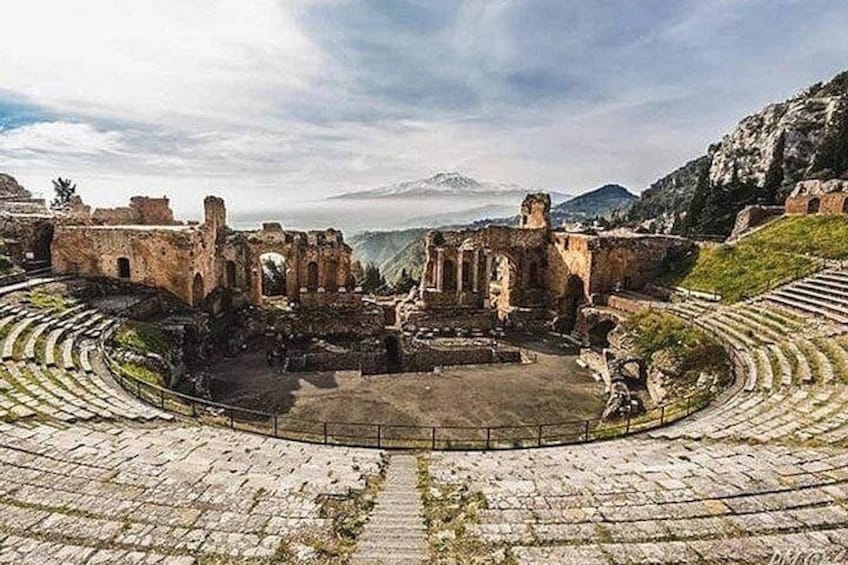 One Day Tour to Taormina and Trekking on Etna 5