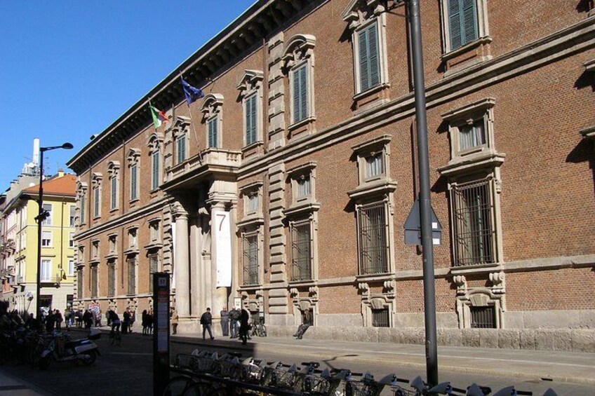 Best of Milan audio tour: From the gorgeous Duomo to Castello Sforzesco 1