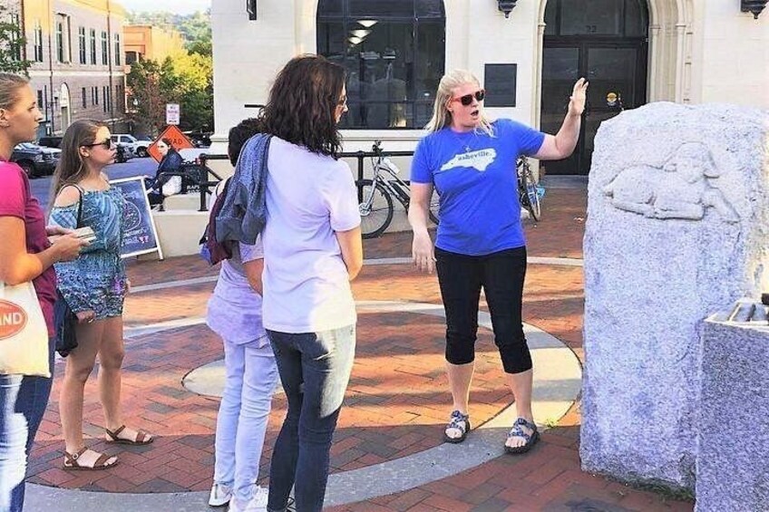 Downtown Asheville Tip-Based Sightseeing Walking Tour 4