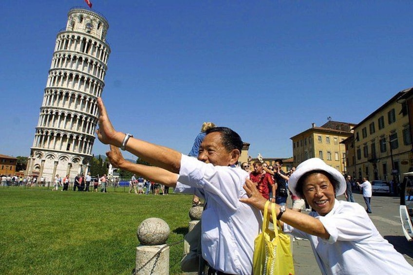 UrbExcursions Livorno Port Shore Excursion: Pisa San Gimignano and Siena Lunch&WineTasting 1