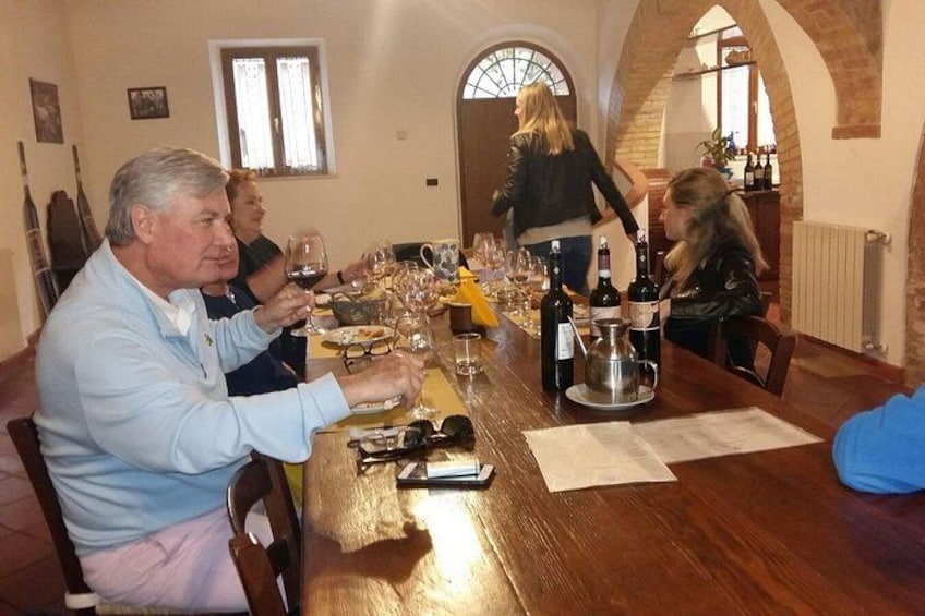 UrbExcursions Livorno Port Shore Excursion: Pisa San Gimignano and Siena Lunch&WineTasting 3