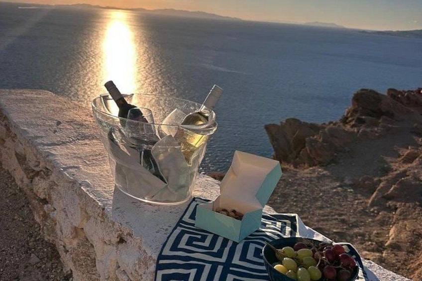Small-Group Armenistis Lighthouse Sunset Tour in Mykonos 2