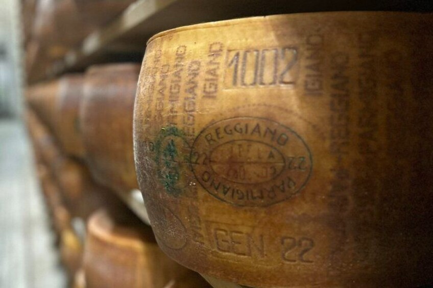 Cars&Food: Lambo, Ferrari, Parmigiano, Balsamic, PrivateTransport 5