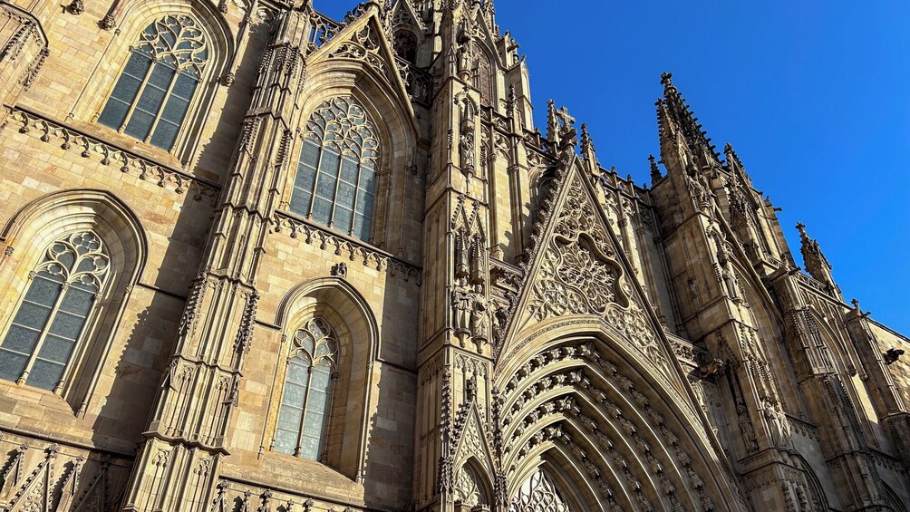 Gothic Quarter walking tour with Optional Tapas and Flamenco Show 3