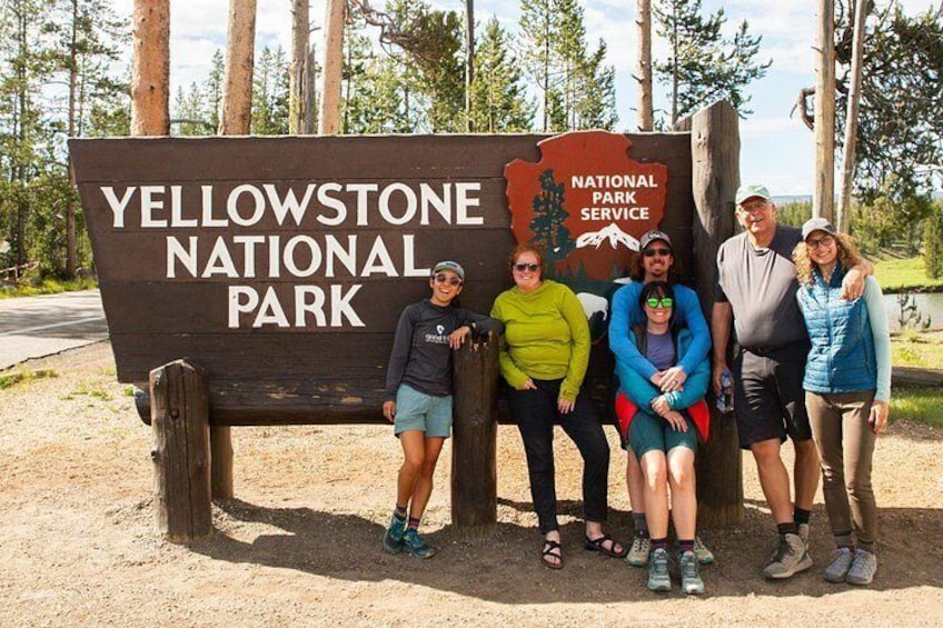 Full Day Private Tour and Hike from West Yellowstone 3