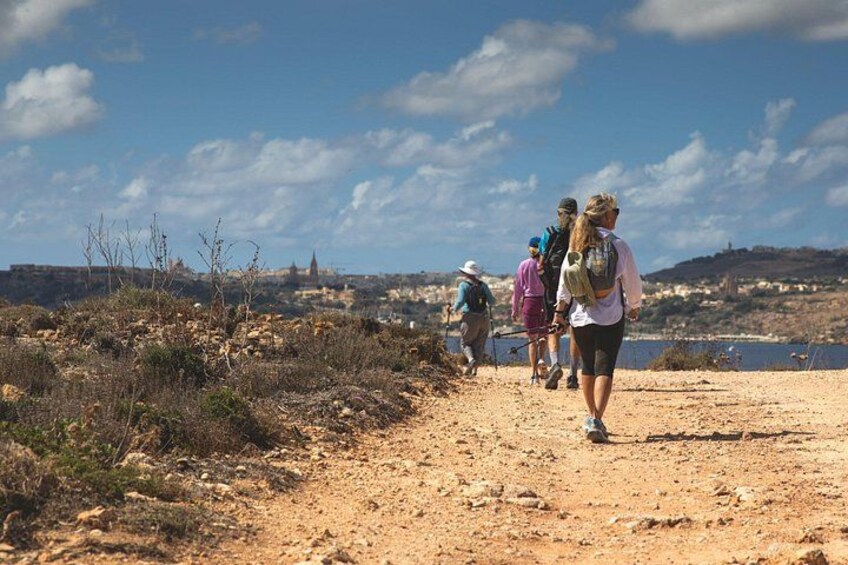 Trekking on Comino 2