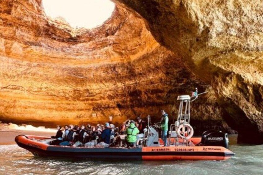 Boat trip to the caves of Benagil 2
