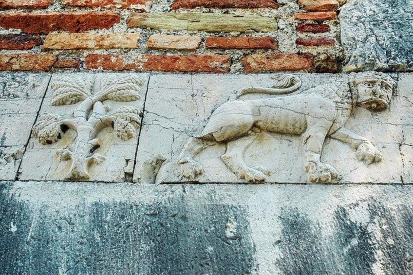 Archeology and religion in one tour- Finiq and Mesopotam 3