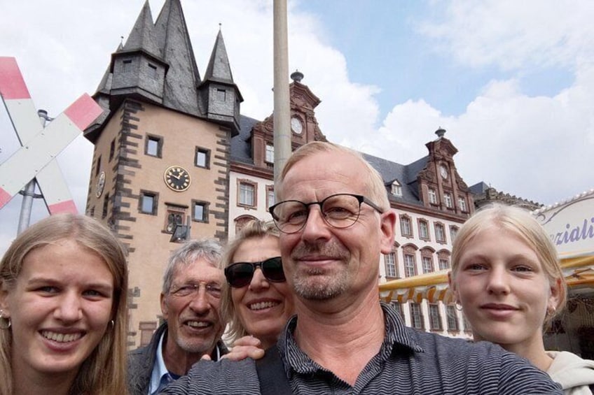 Frankfurt Treasure Quest - Old Town Self-Guided Puzzle Adventure 4