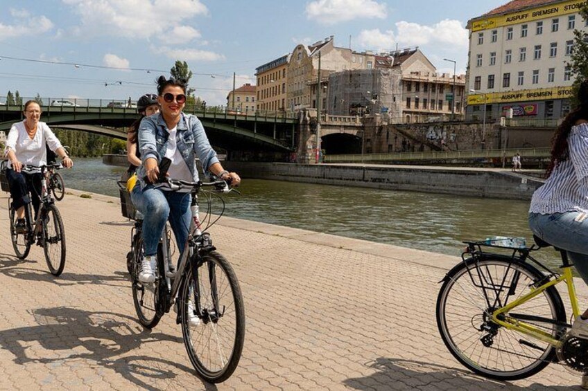 Vienna by bike in small groups max 12pax 4