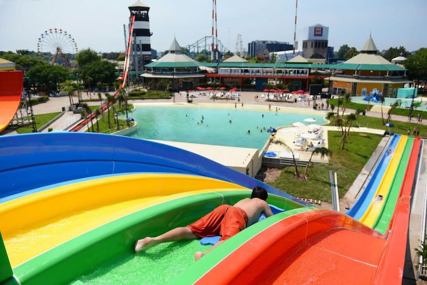 Parque de la Costa Amusement Park in Buenos Aires