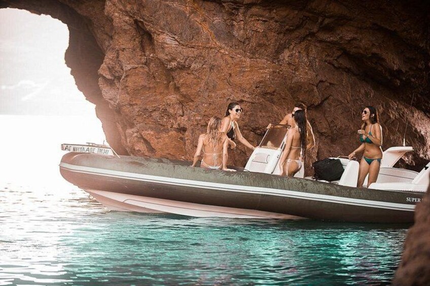 Rent a rib boat (per hour) 2