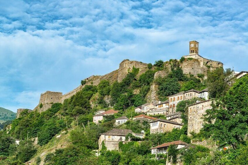 Half-day guided tour from Saranda to Gjirokastra