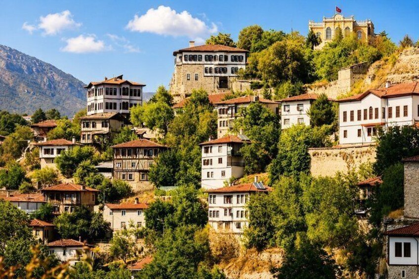 Visit Gjirokaster, the silver city - Half day guided tour 2