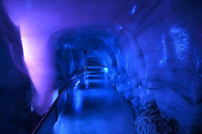Mt. Titlis Glacier & Lucerne Old Town Tour | From Lucerne 4