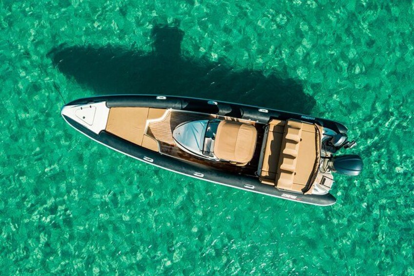 Mykonos Private cruise in south beaches, caves and Dragon island 4