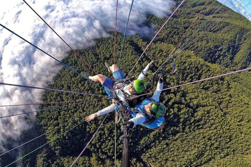 GOLD Paragliding Flight with Videos/Photos, T-shirt and Cava 2