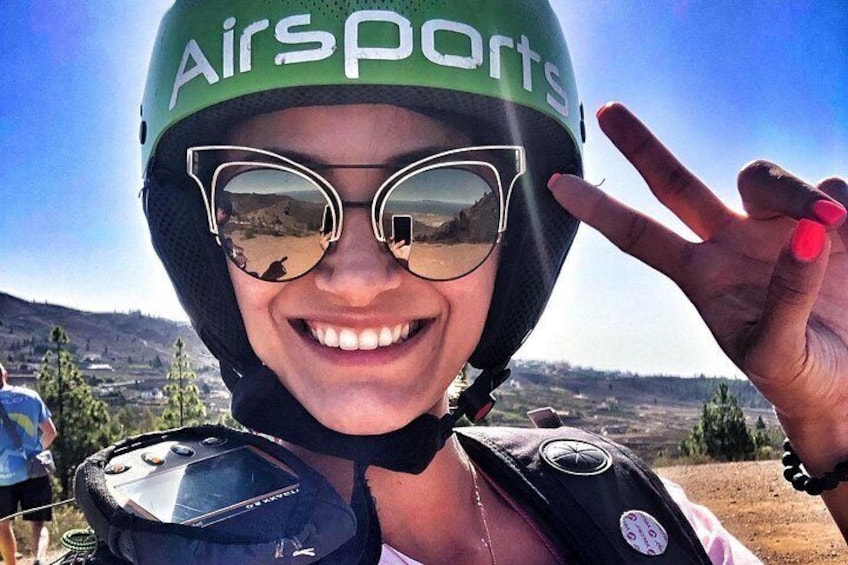GOLD Paragliding Flight with Videos/Photos, T-shirt and Cava 4