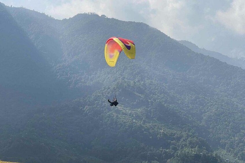 Paragliding in Pokhara 2