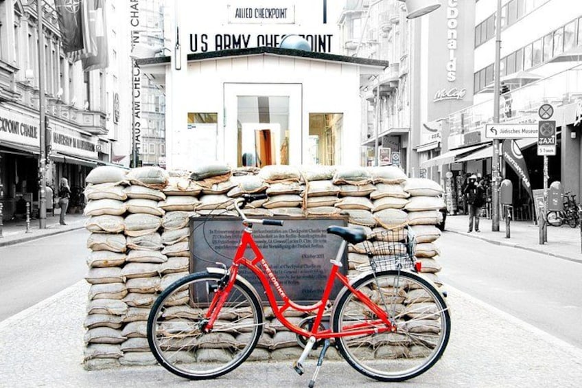 Berlin Bike Tour with a Private Expert Guide 5